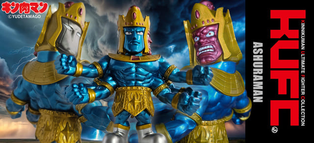 三体の青と金のロボットフィギュア